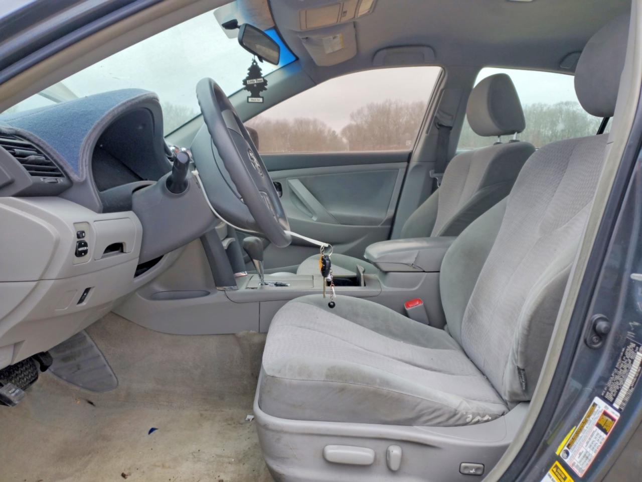 2010 TOYOTA CAMRY