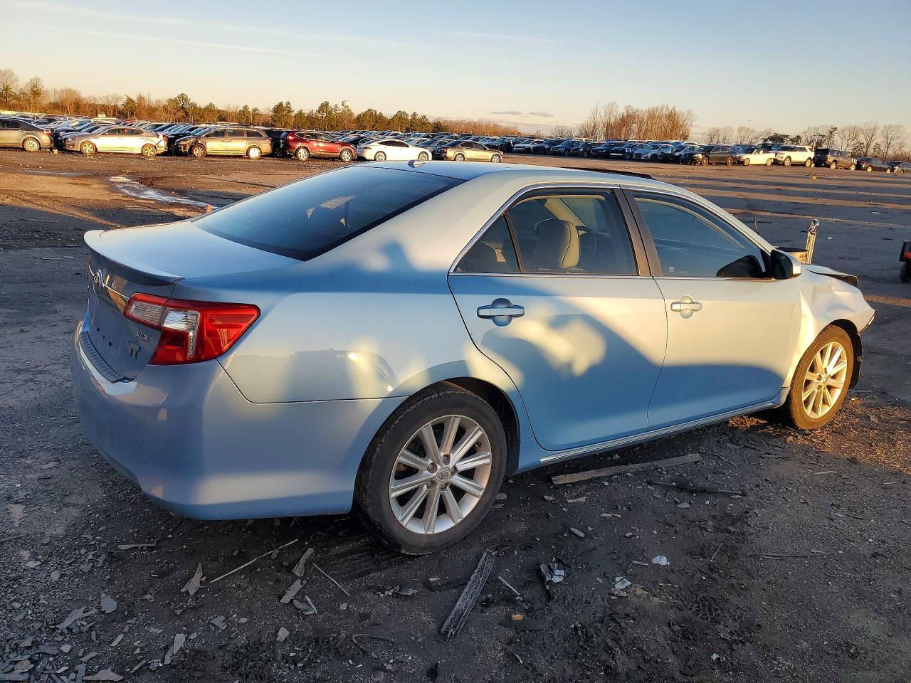 2012 TOYOTA CAMRY