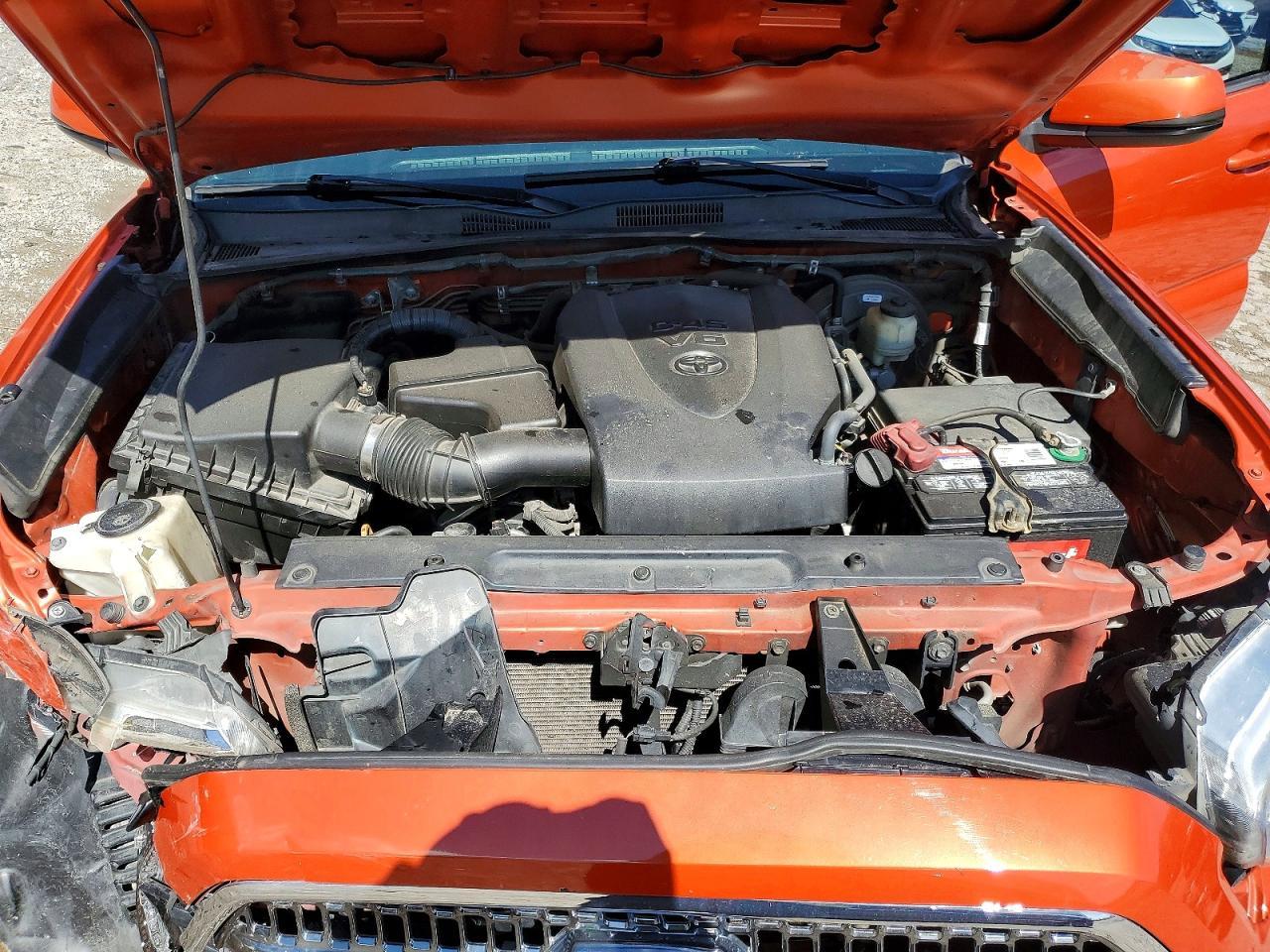2016 TOYOTA TACOMA