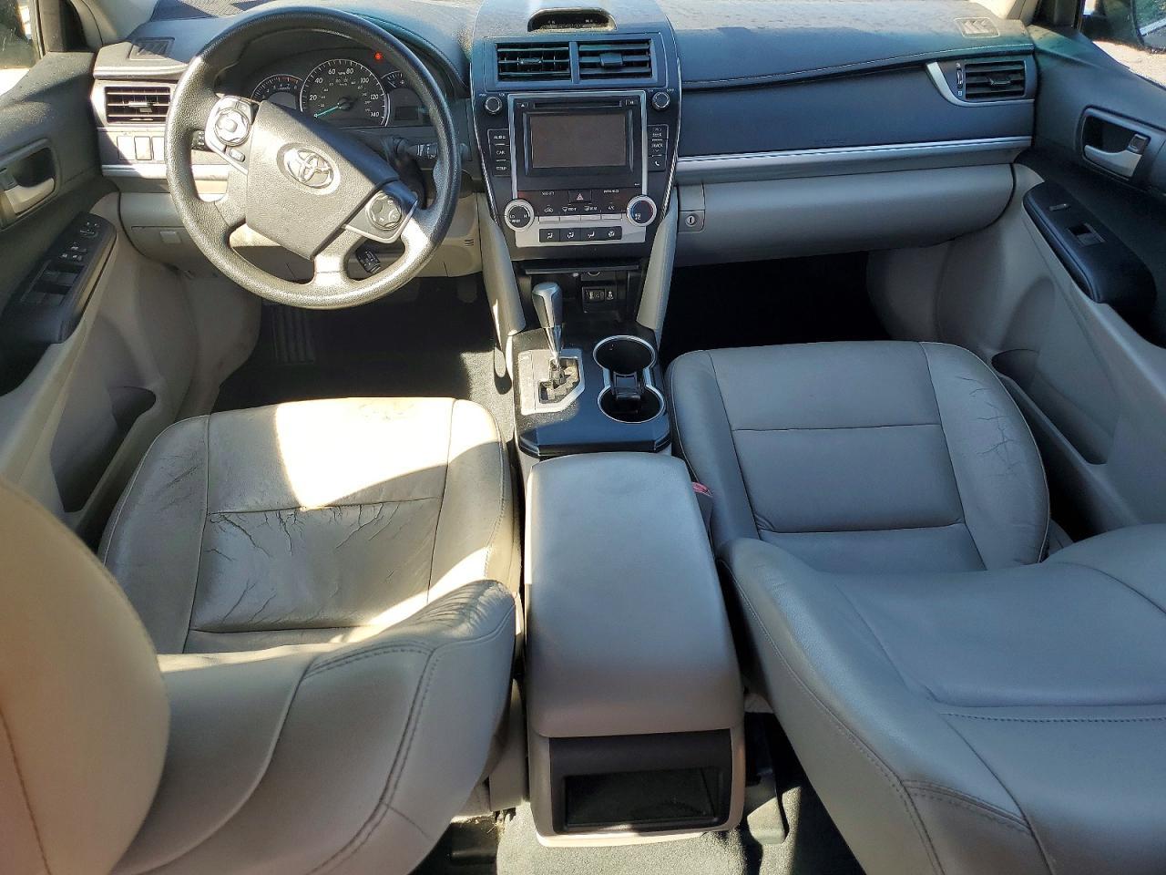 2014 TOYOTA CAMRY
