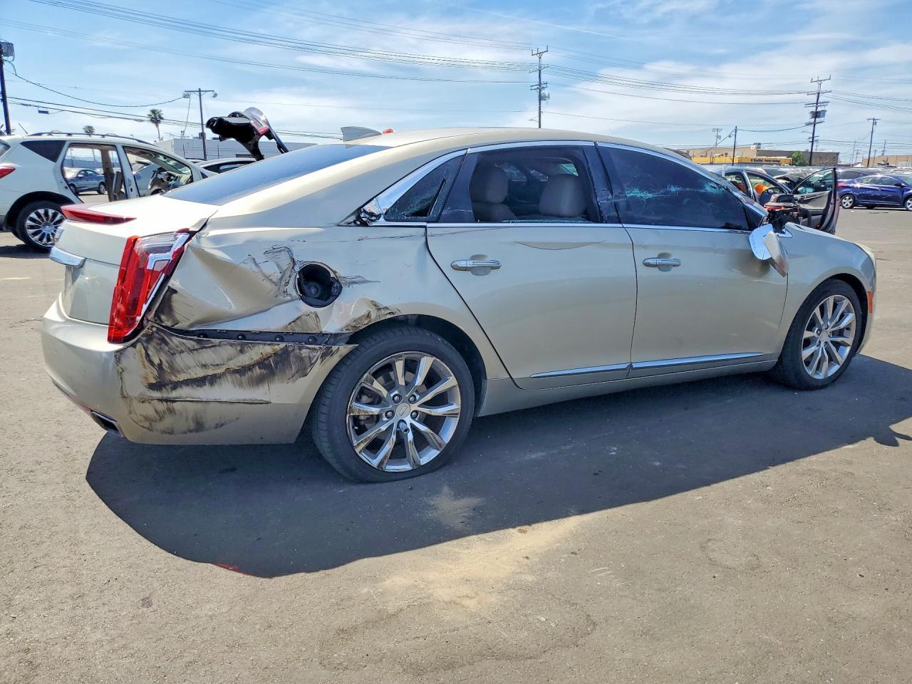 2016 CADILLAC XTS