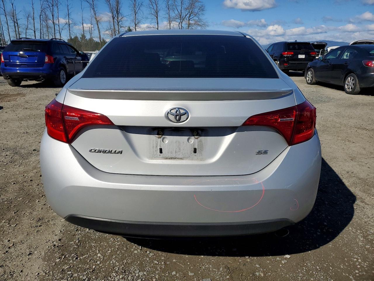 2018 TOYOTA COROLLA