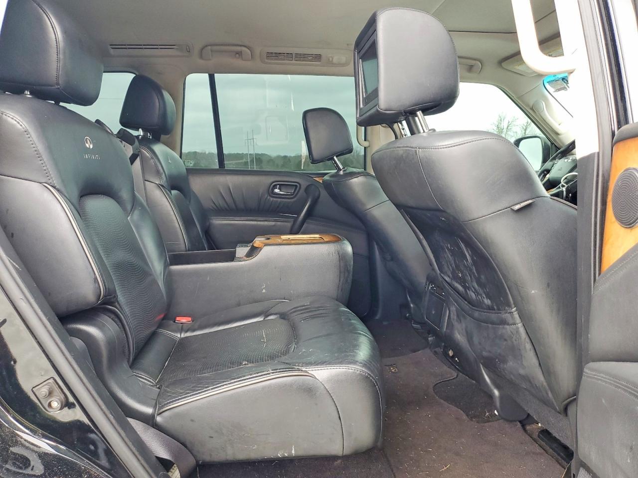 2012 INFINITI QX56