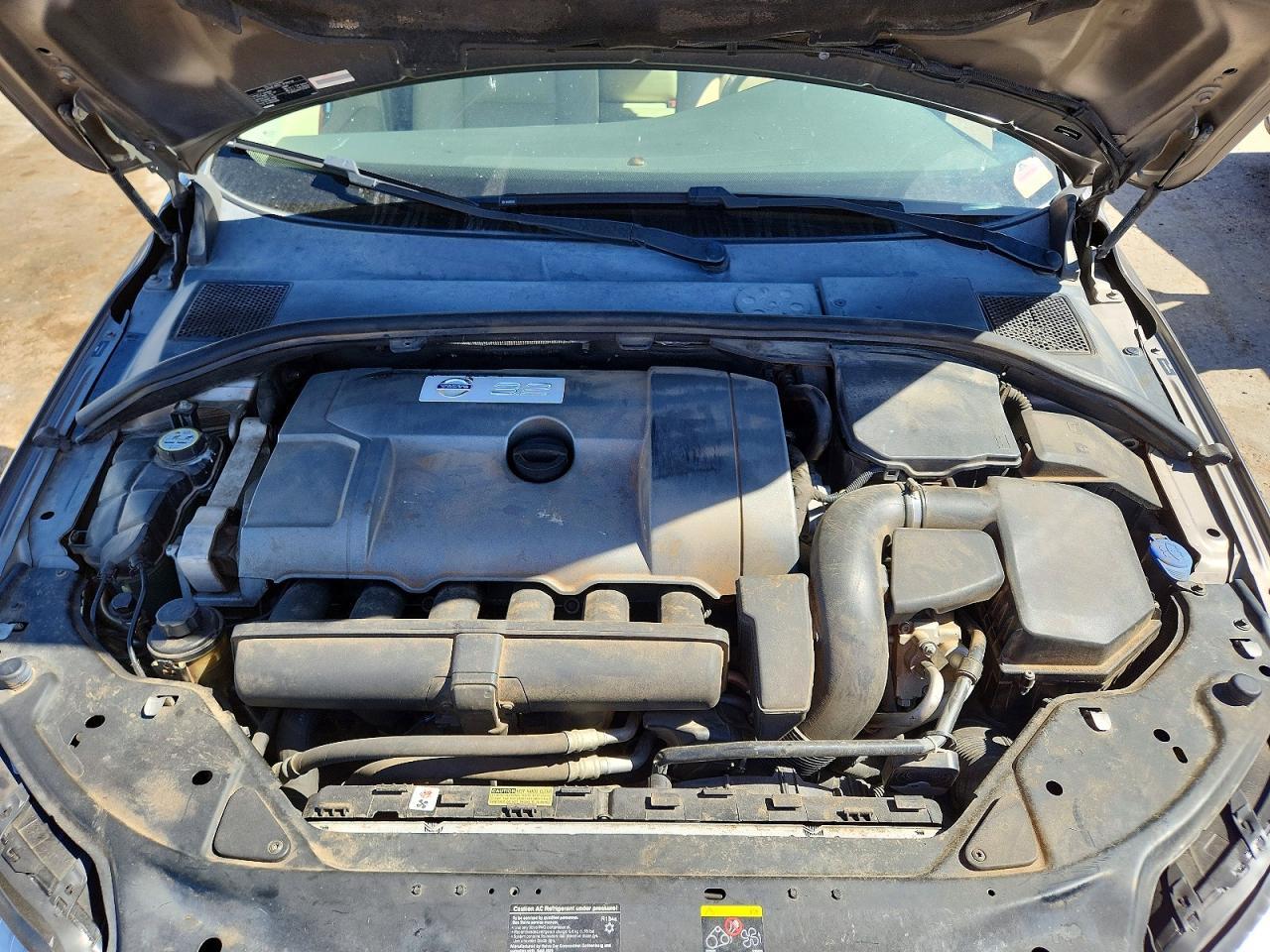 2008 VOLVO V70