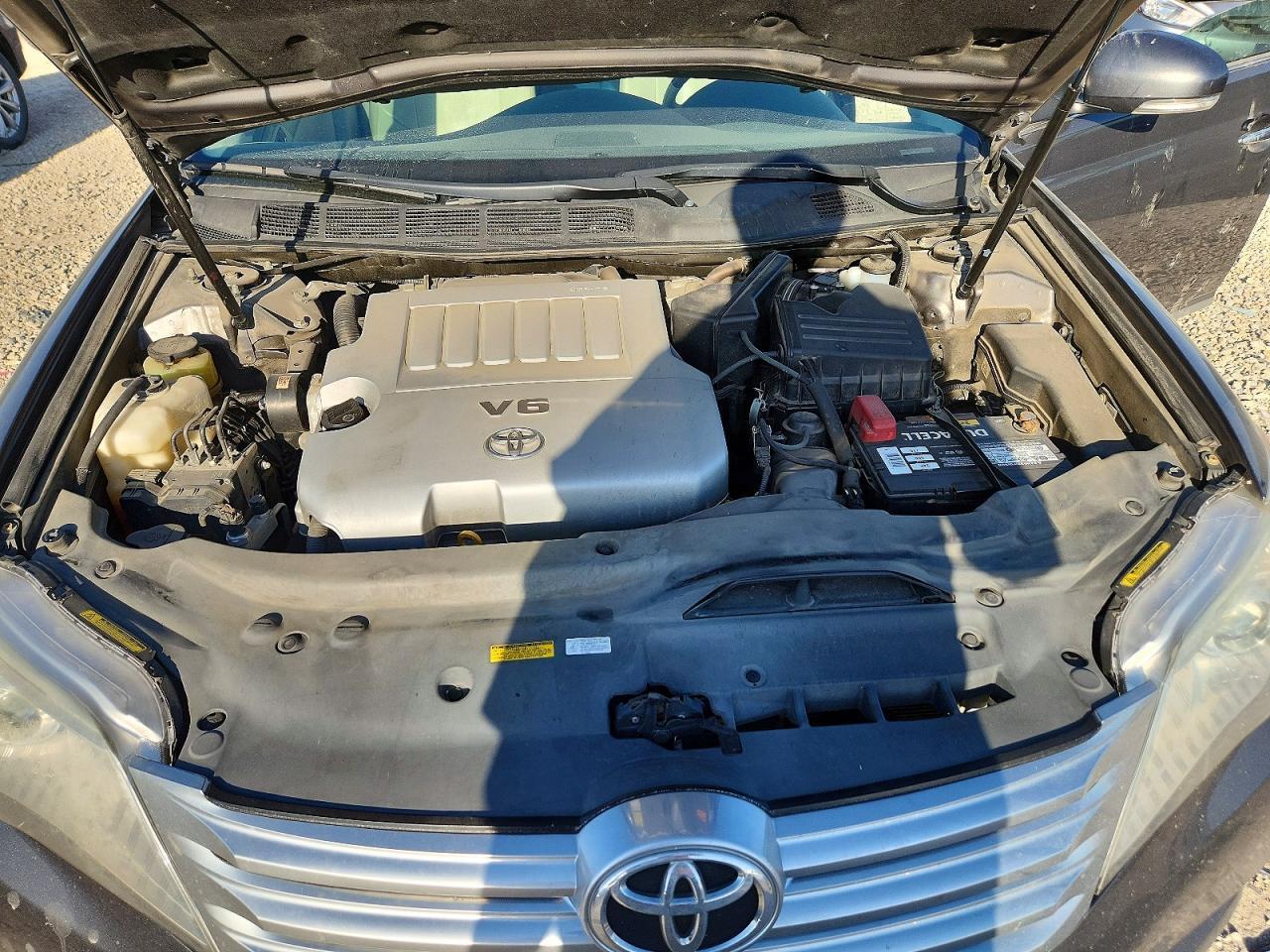 2011 TOYOTA Avalon
