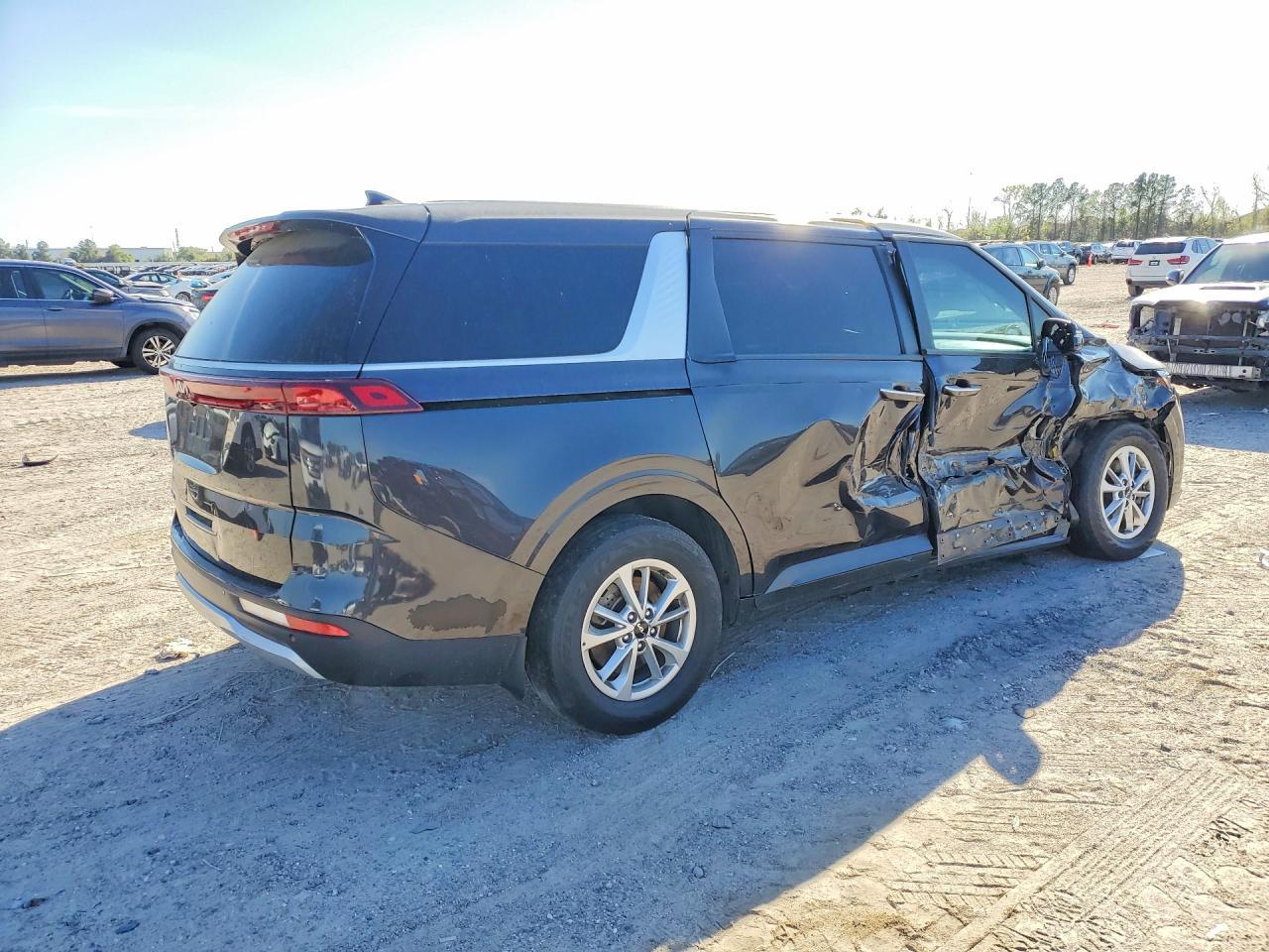 2022 KIA Carnival