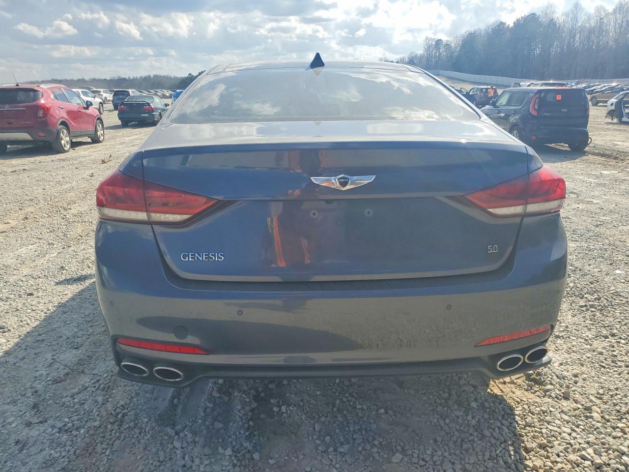 2015 HYUNDAI GENESIS