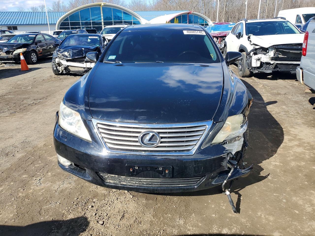 2011 LEXUS LS 460