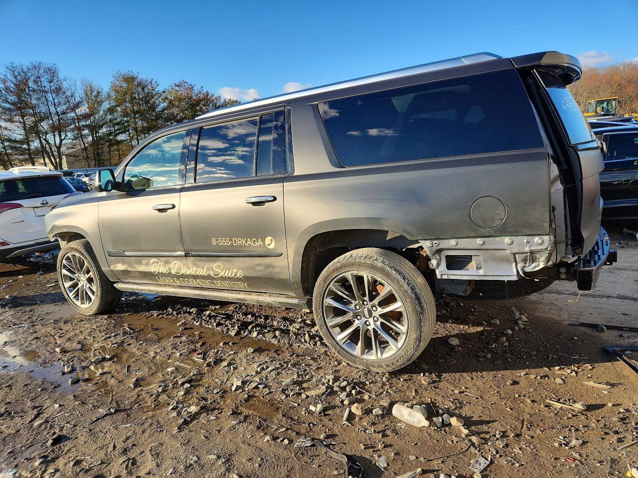 2019 CADILLAC Escalade ESV