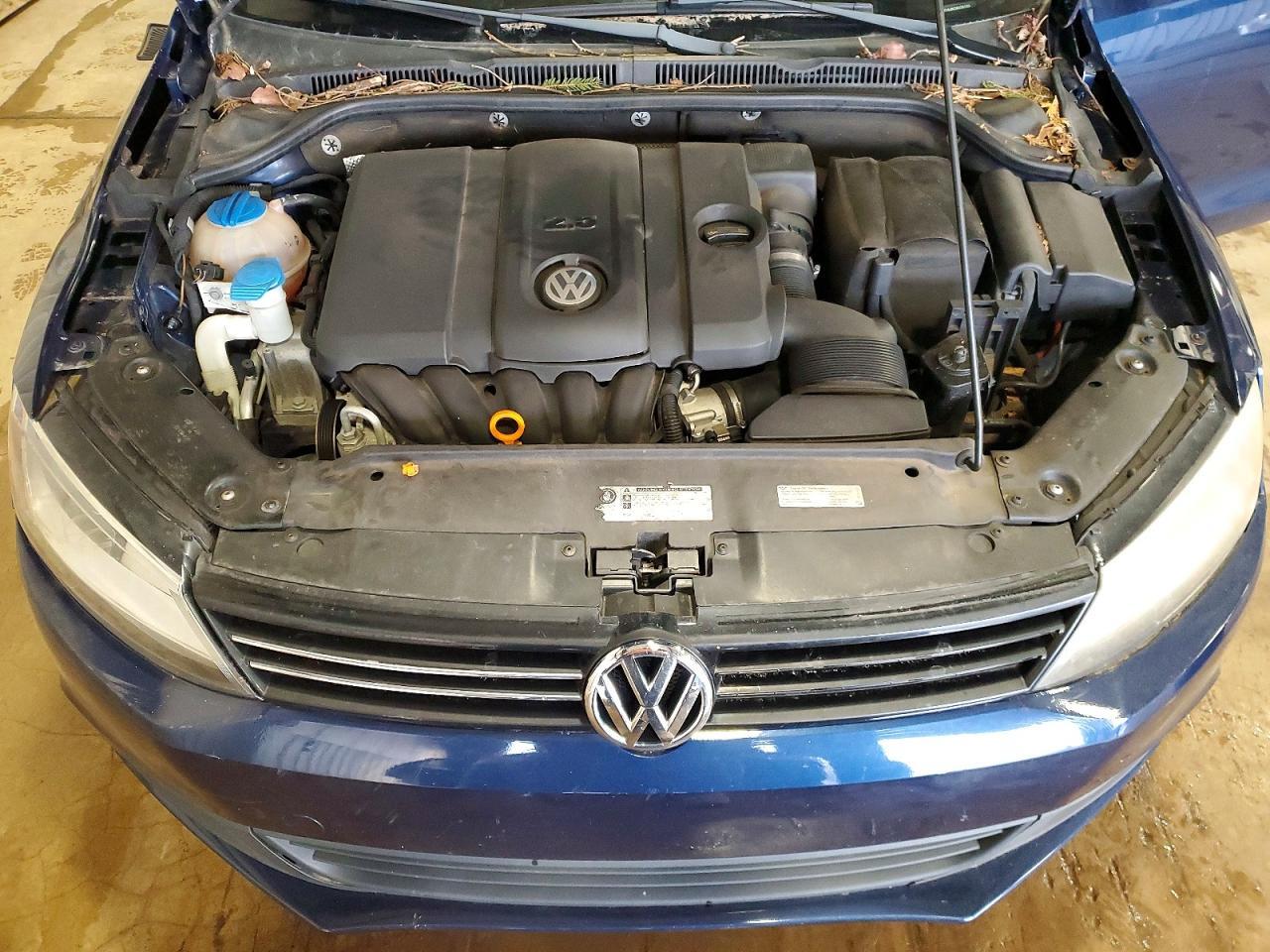 2012 VOLKSWAGEN JETTA