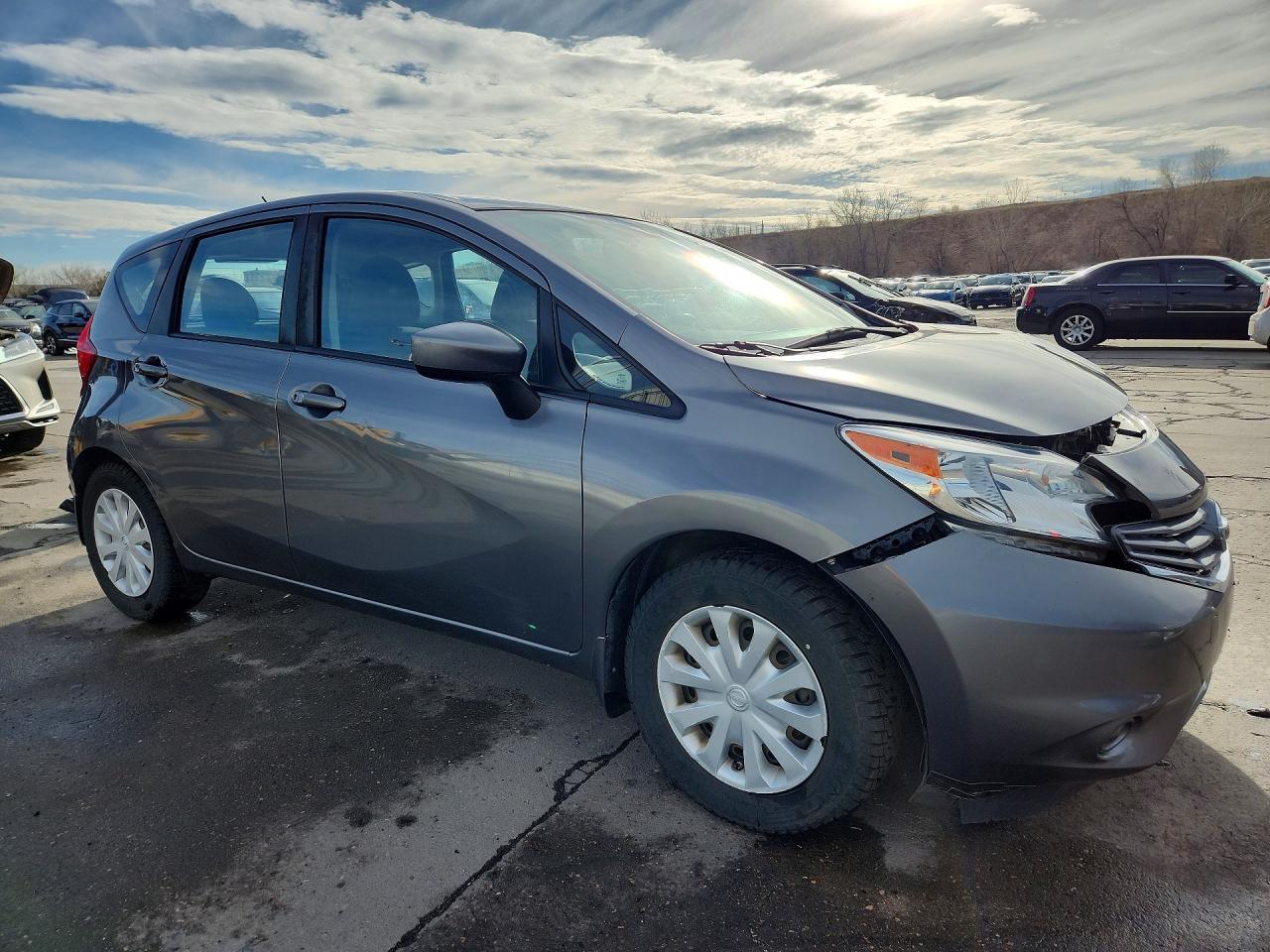 2016 NISSAN Versa Note