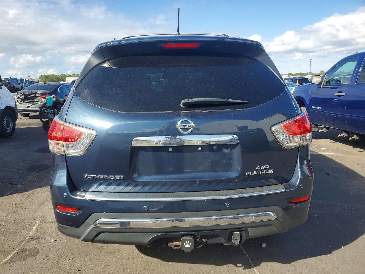 2014 NISSAN PATHFINDER