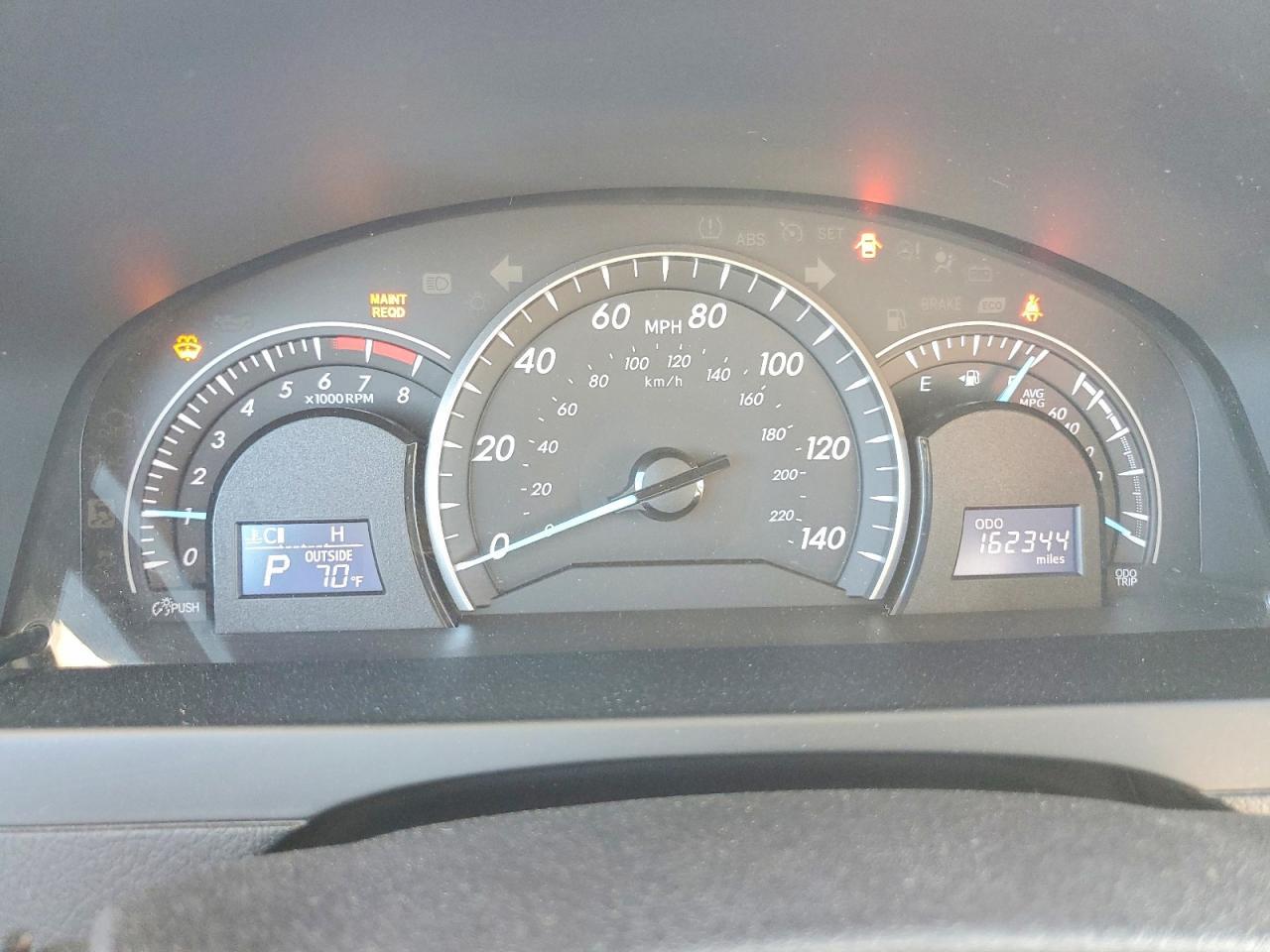 2014 TOYOTA CAMRY