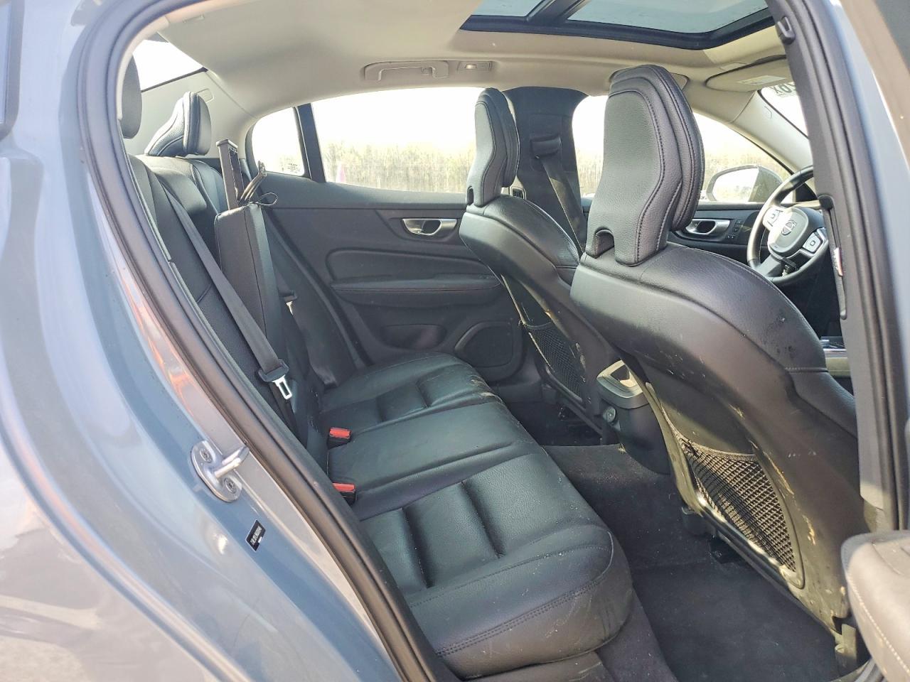 2024 VOLVO S60
