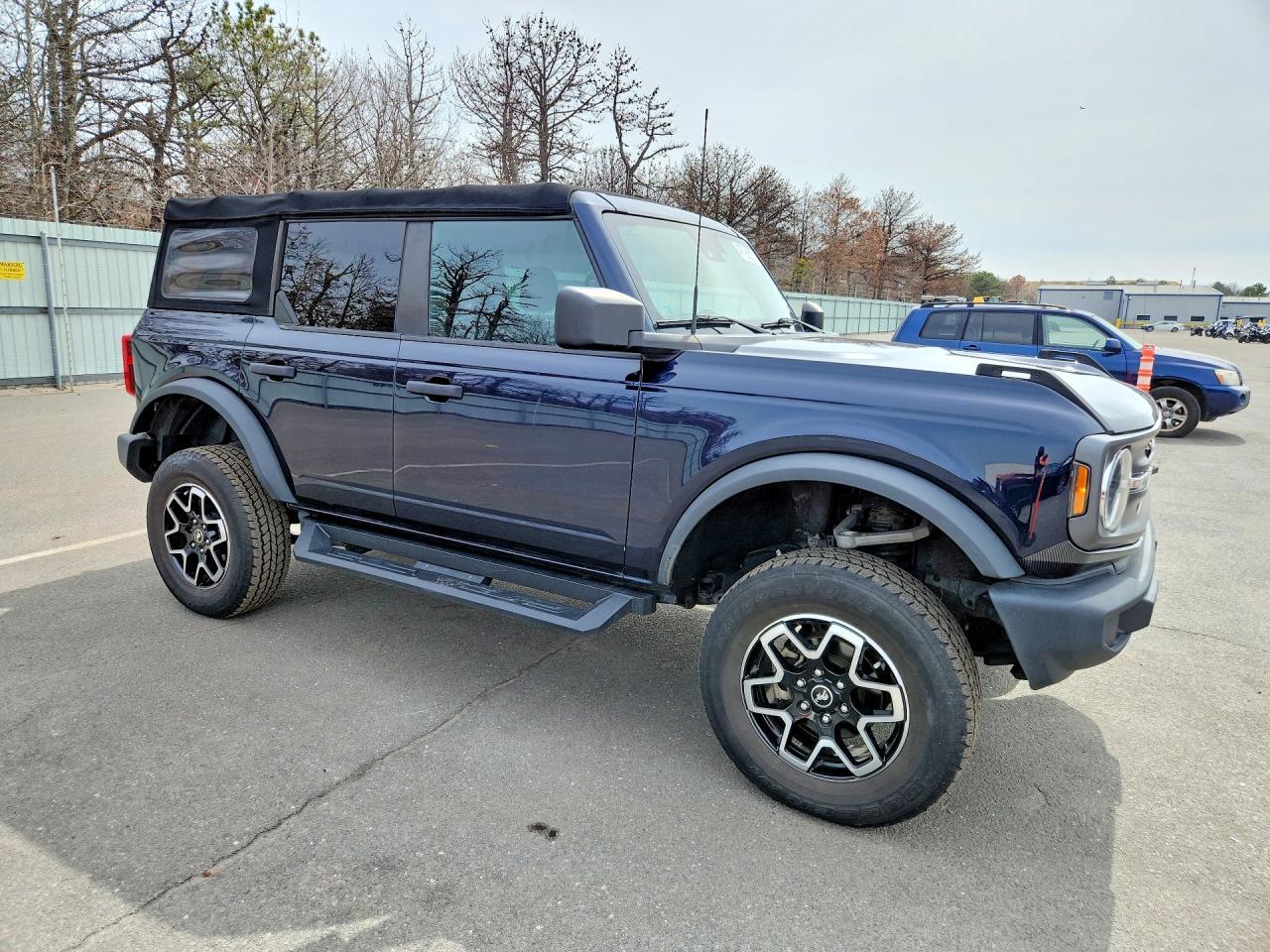 2021 FORD Bronco