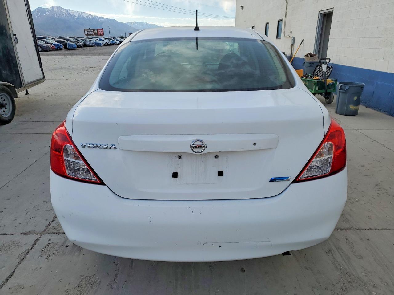 2014 NISSAN VERSA