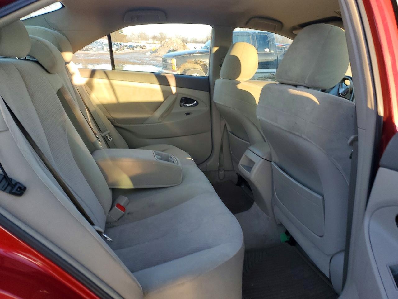 2010 TOYOTA CAMRY