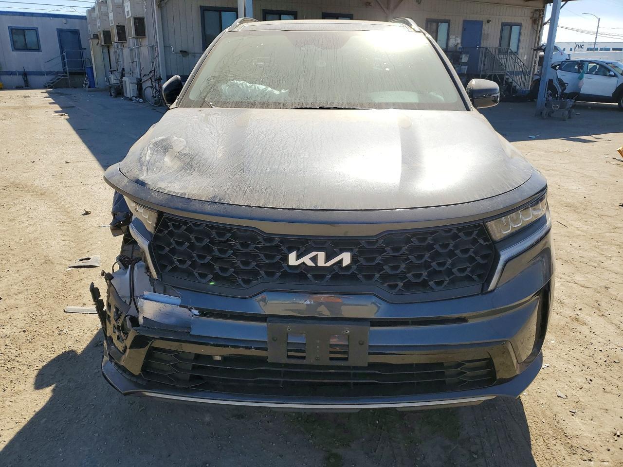 2022 KIA SORENTO