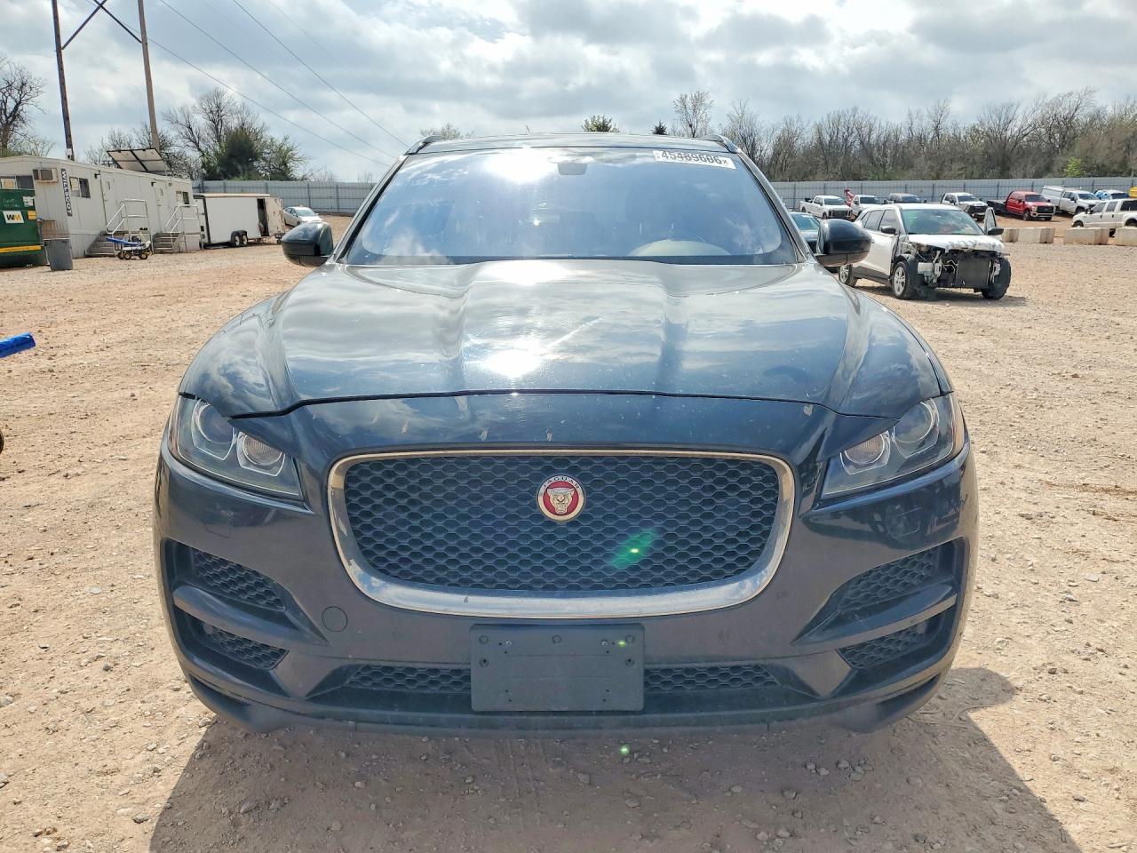 2019 JAGUAR F-Pace