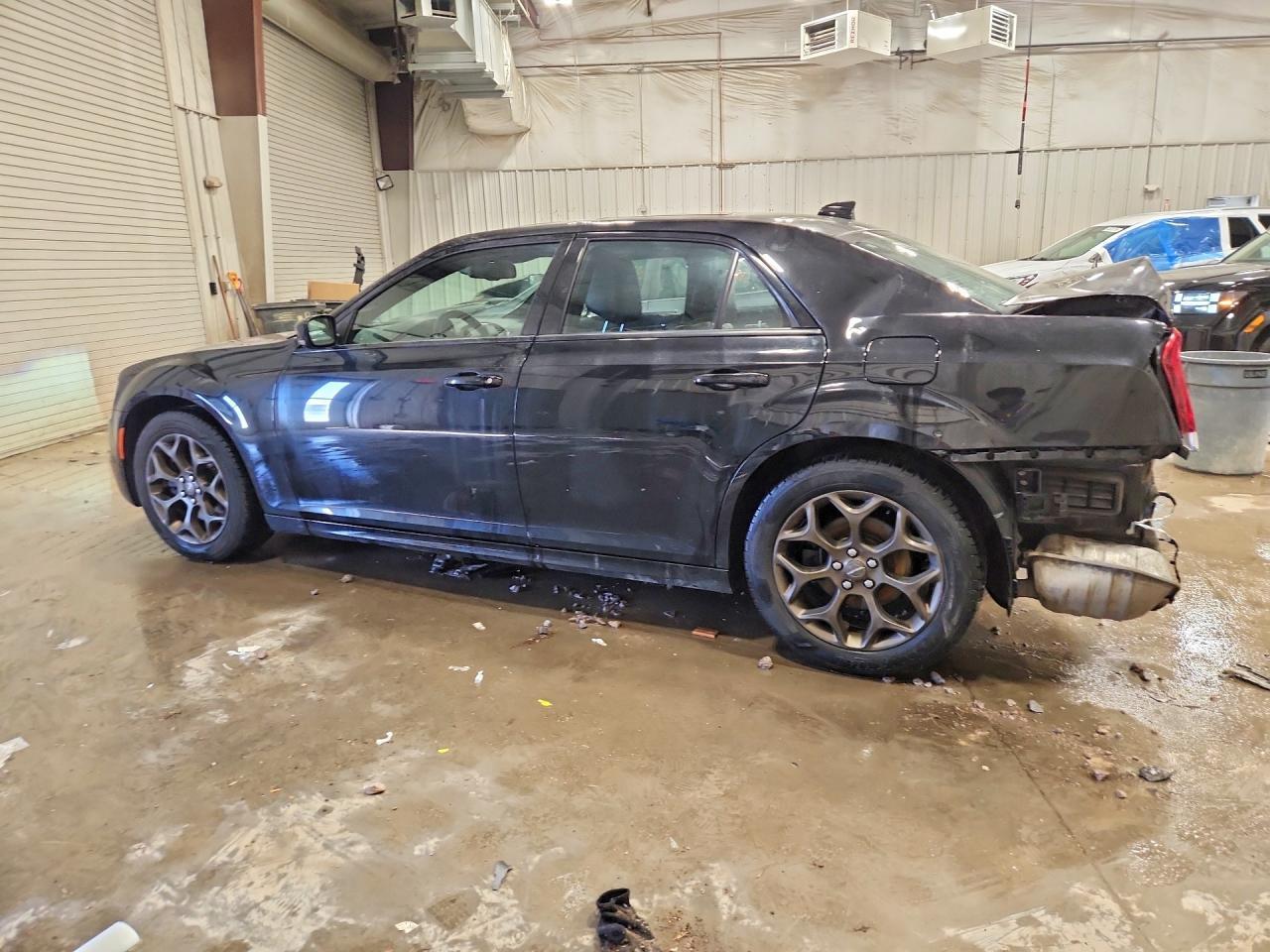 2016 CHRYSLER 300