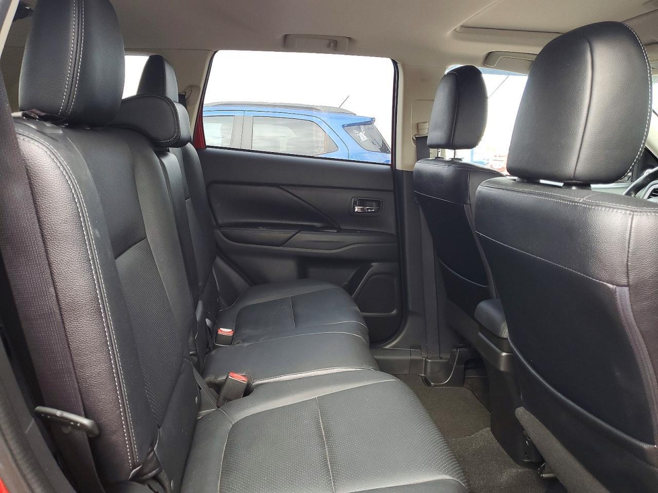 2017 MITSUBISHI outlander