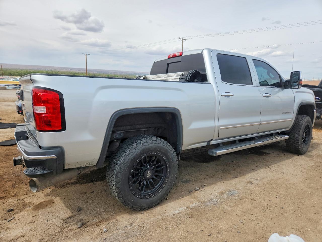 2018 GMC Sierra