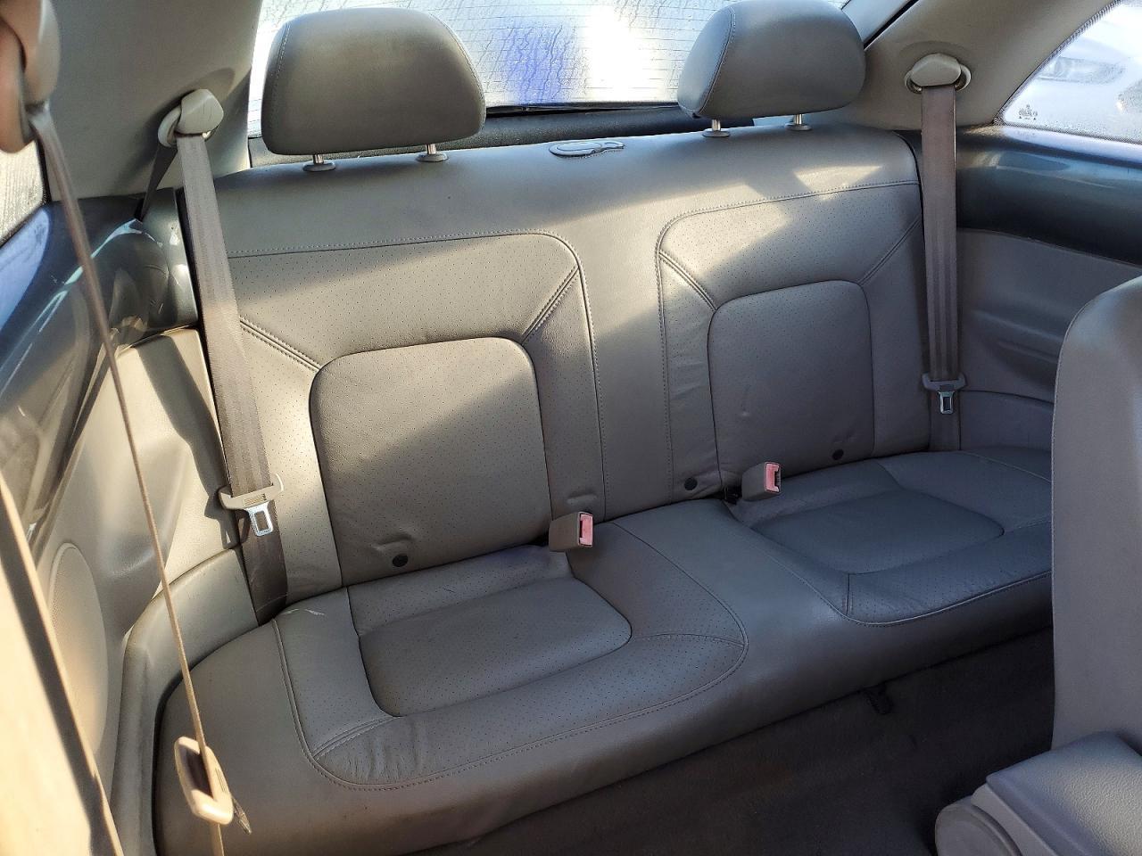2003 VOLKSWAGEN Beetle
