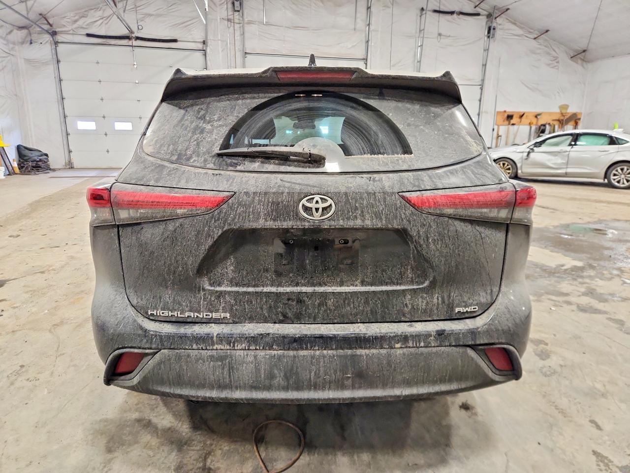 2021 TOYOTA HIGHLANDER