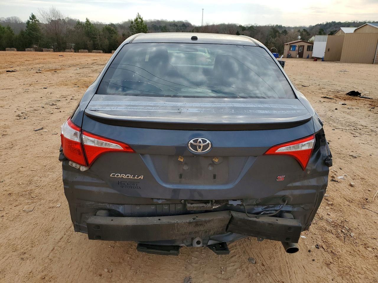 2015 TOYOTA COROLLA
