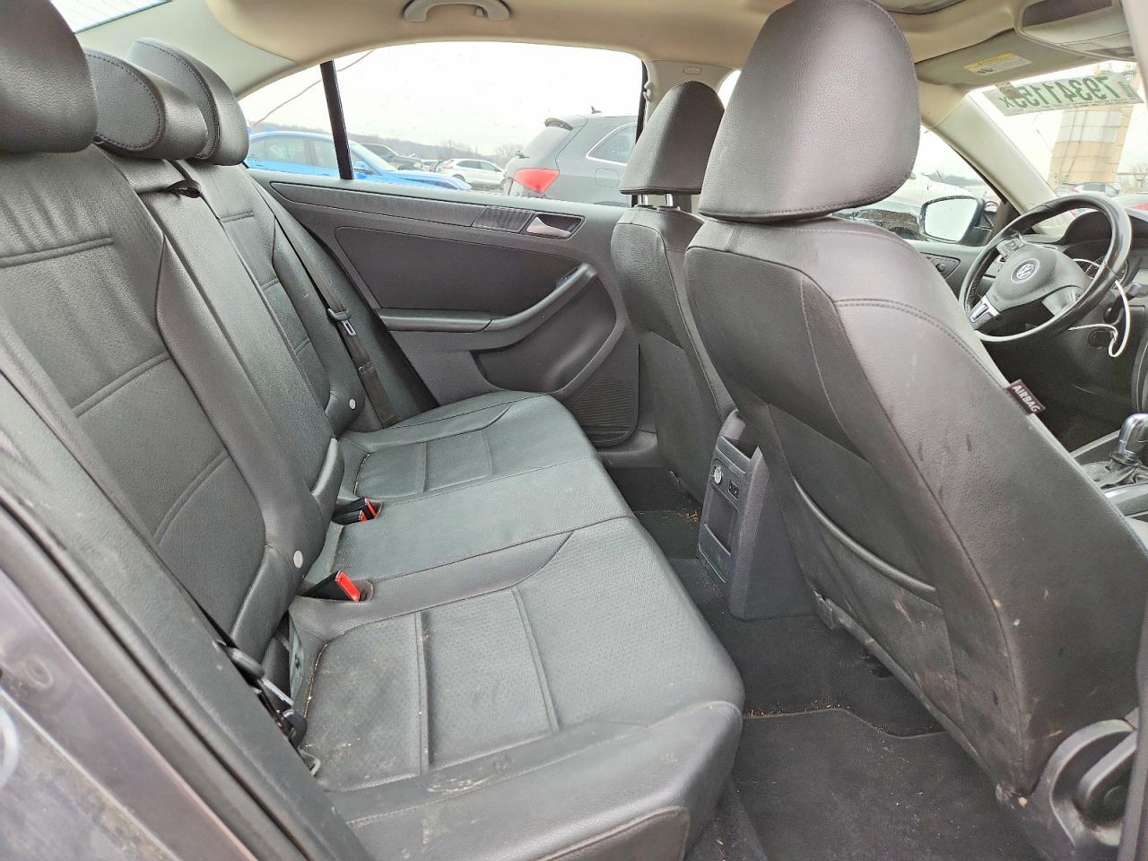 2012 VOLKSWAGEN JETTA