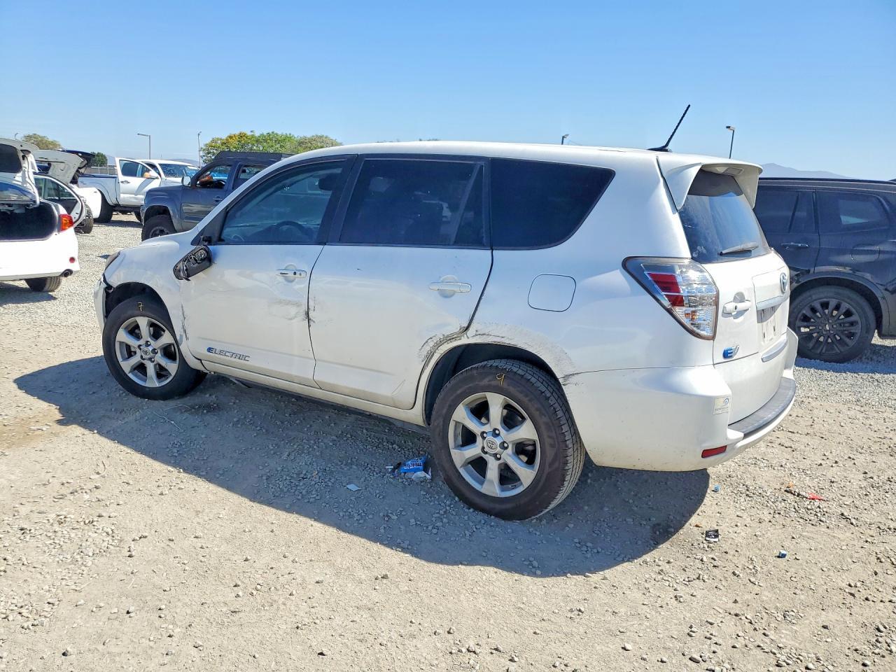 2014 TOYOTA RAV4