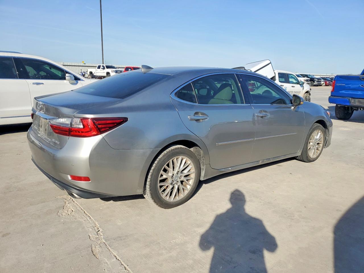 2018 LEXUS ES 350