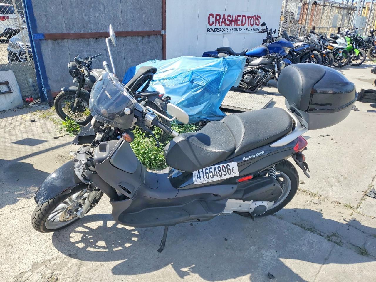 2005 PIAGGIO BV