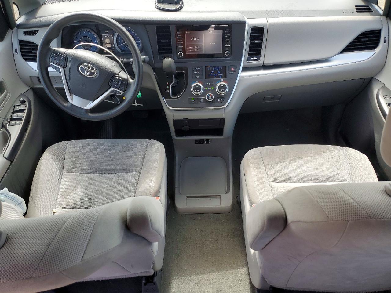 2018 TOYOTA SIENNA
