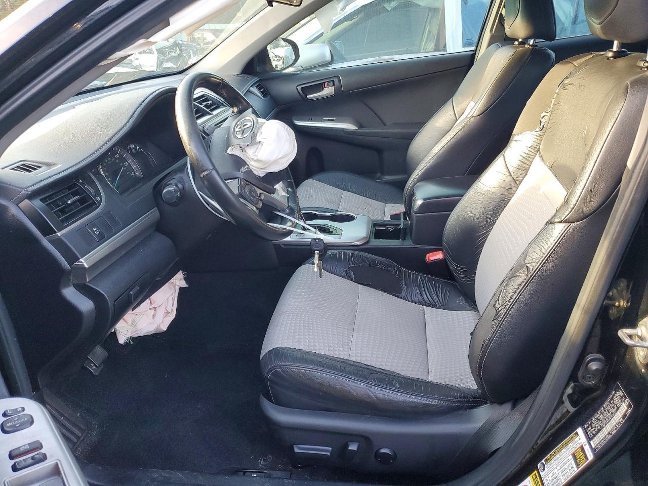 2014 TOYOTA CAMRY