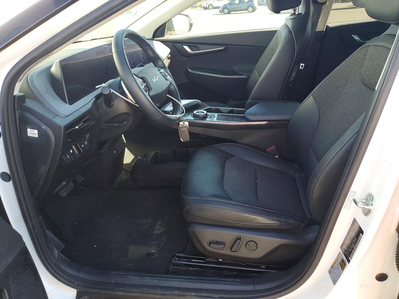 2023 KIA EV6