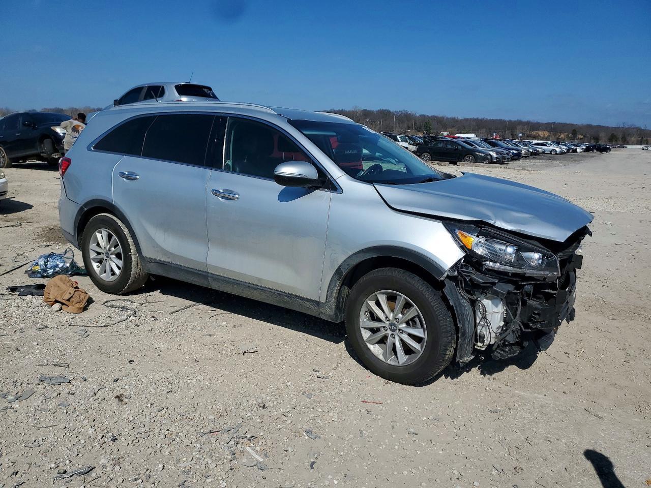 2020 KIA SORENTO