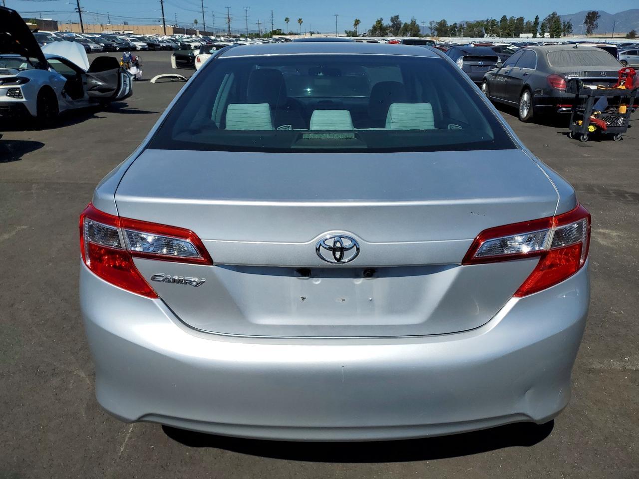 2012 TOYOTA CAMRY