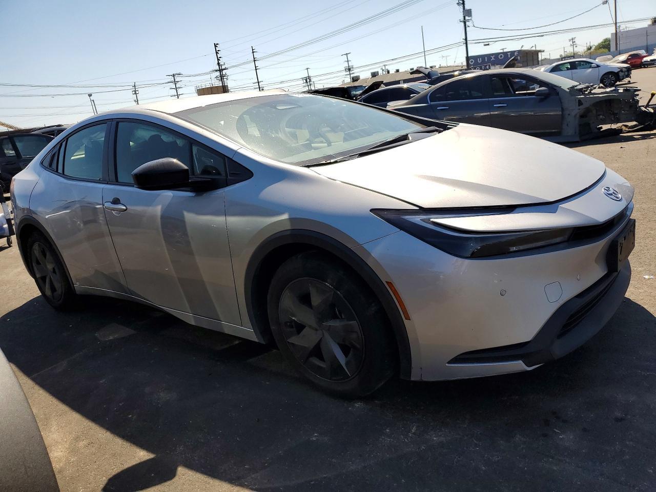 2025 TOYOTA PRIUS