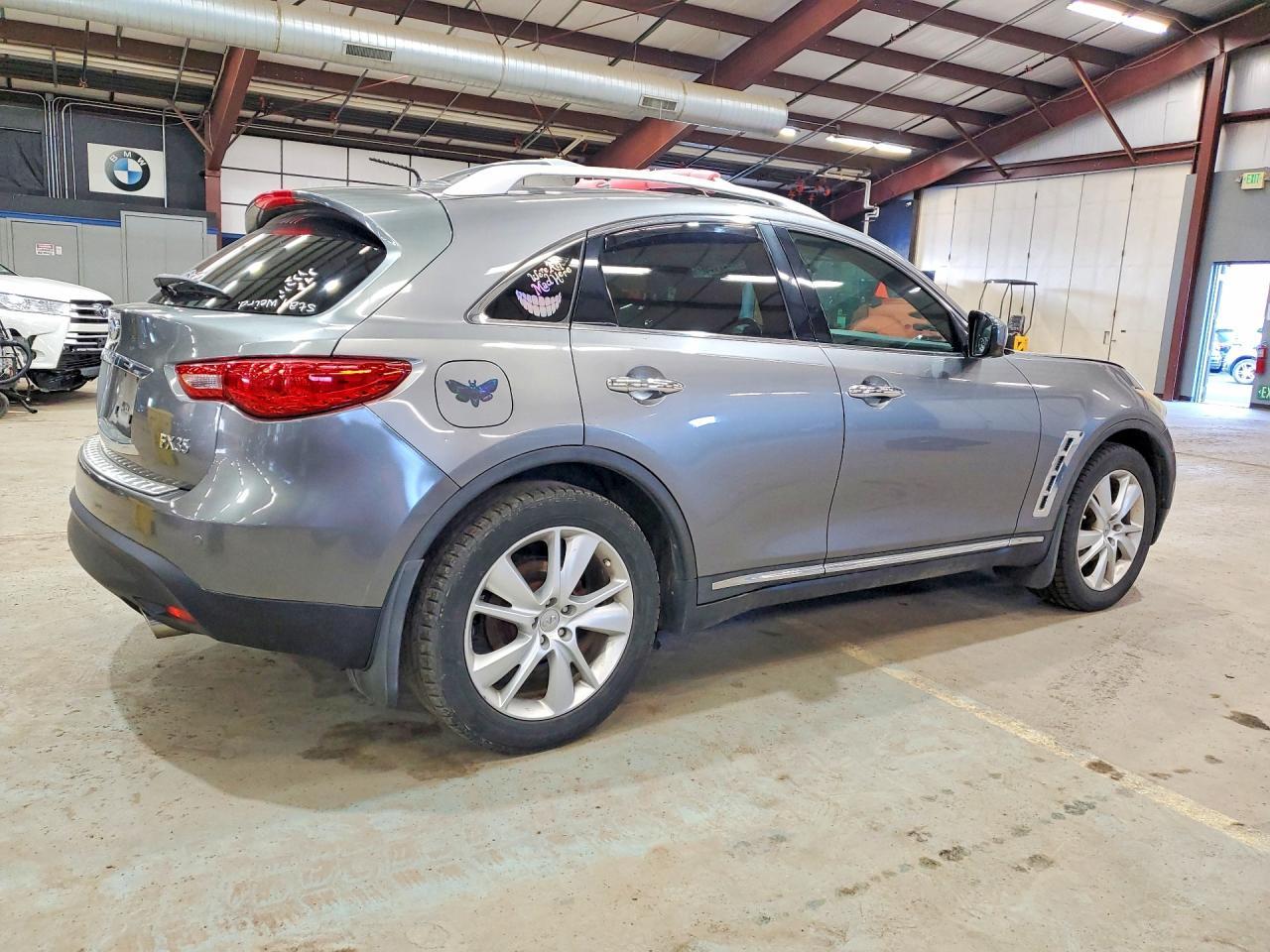 2012 INFINITI FX35