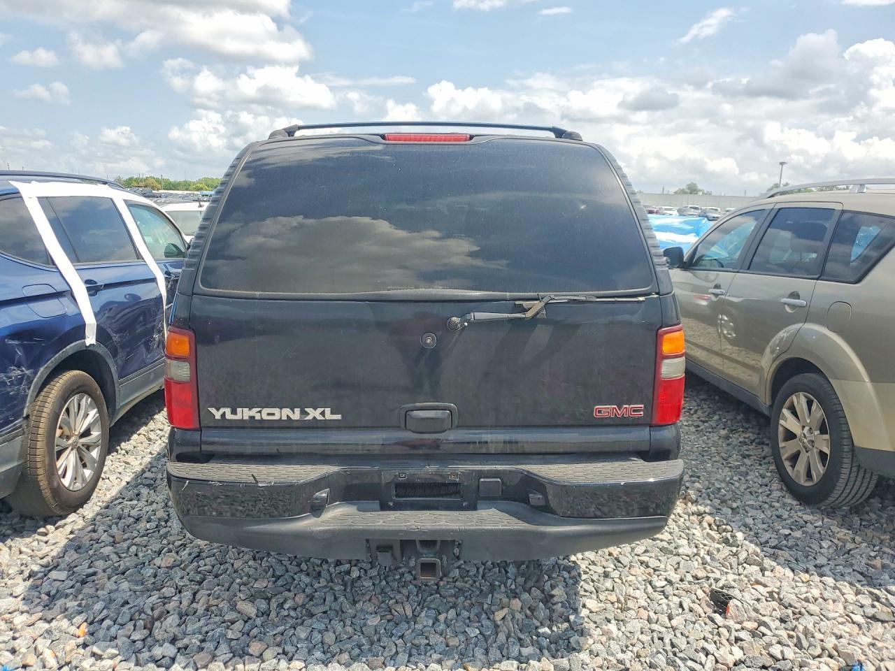 2002 GMC Denali
