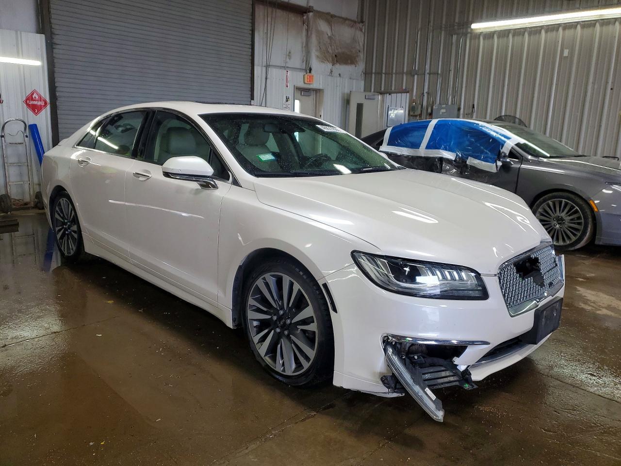 2017 LINCOLN MKZ
