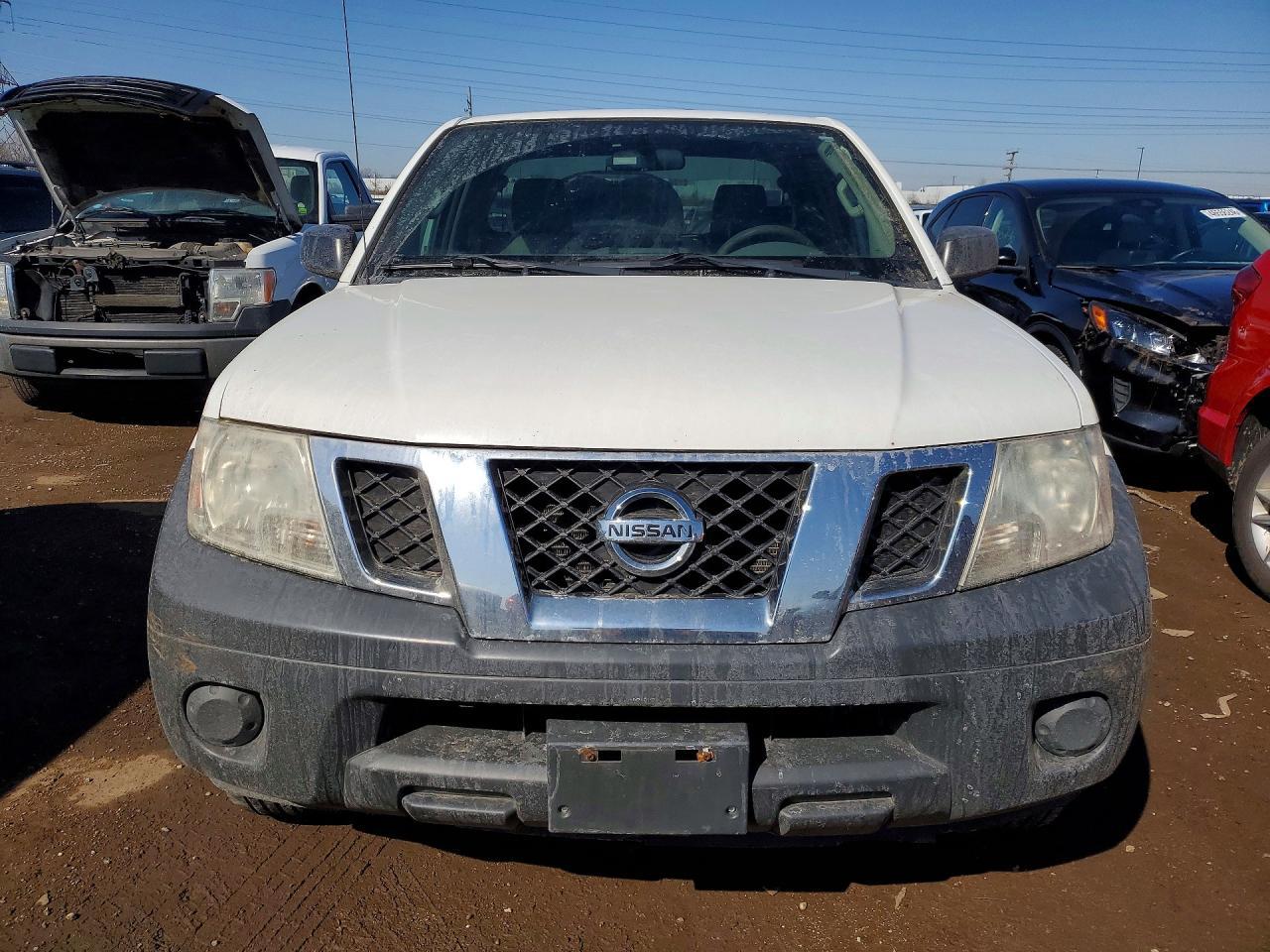 2015 NISSAN Frontier