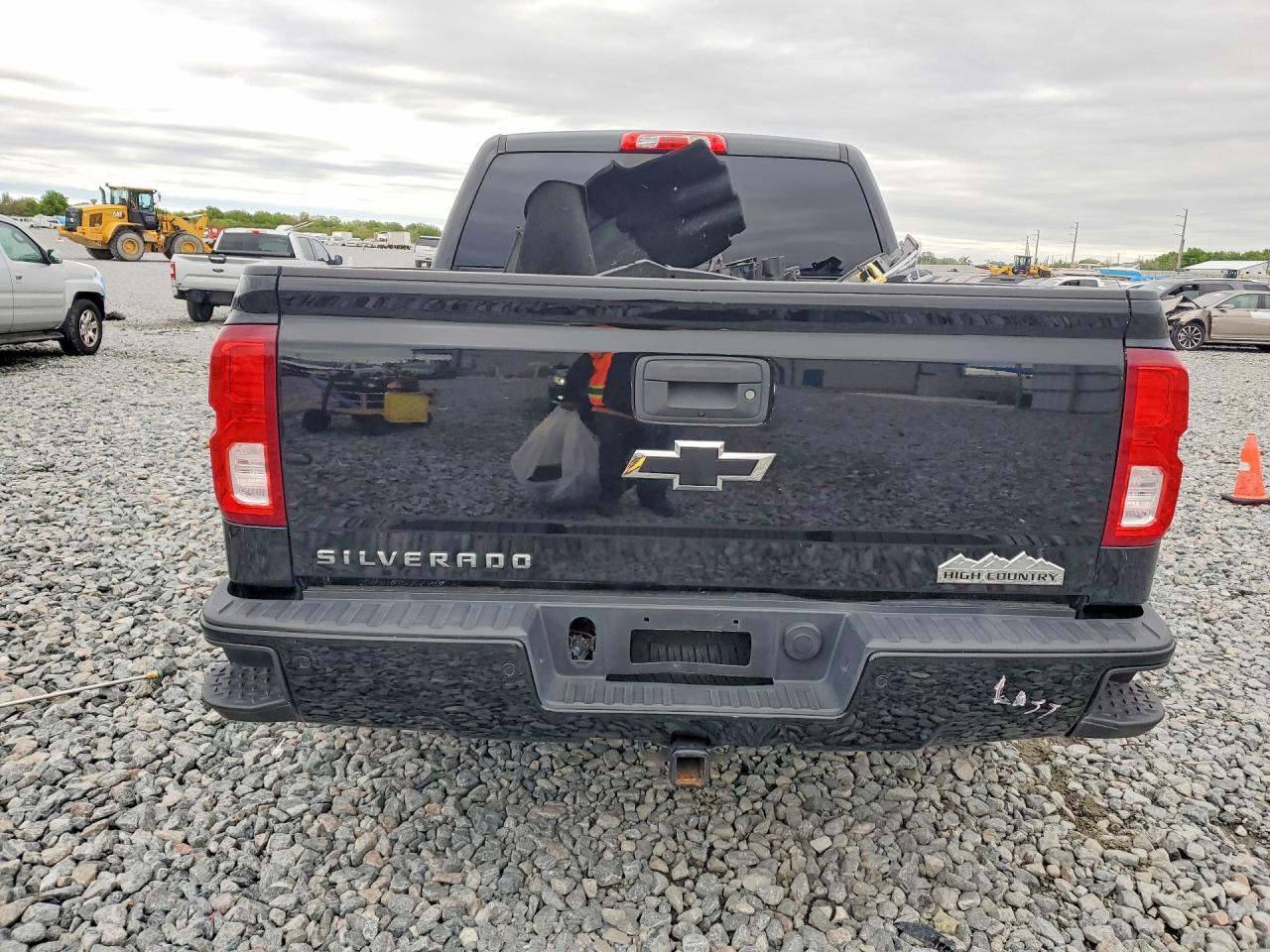 2018 CHEVROLET Silverado