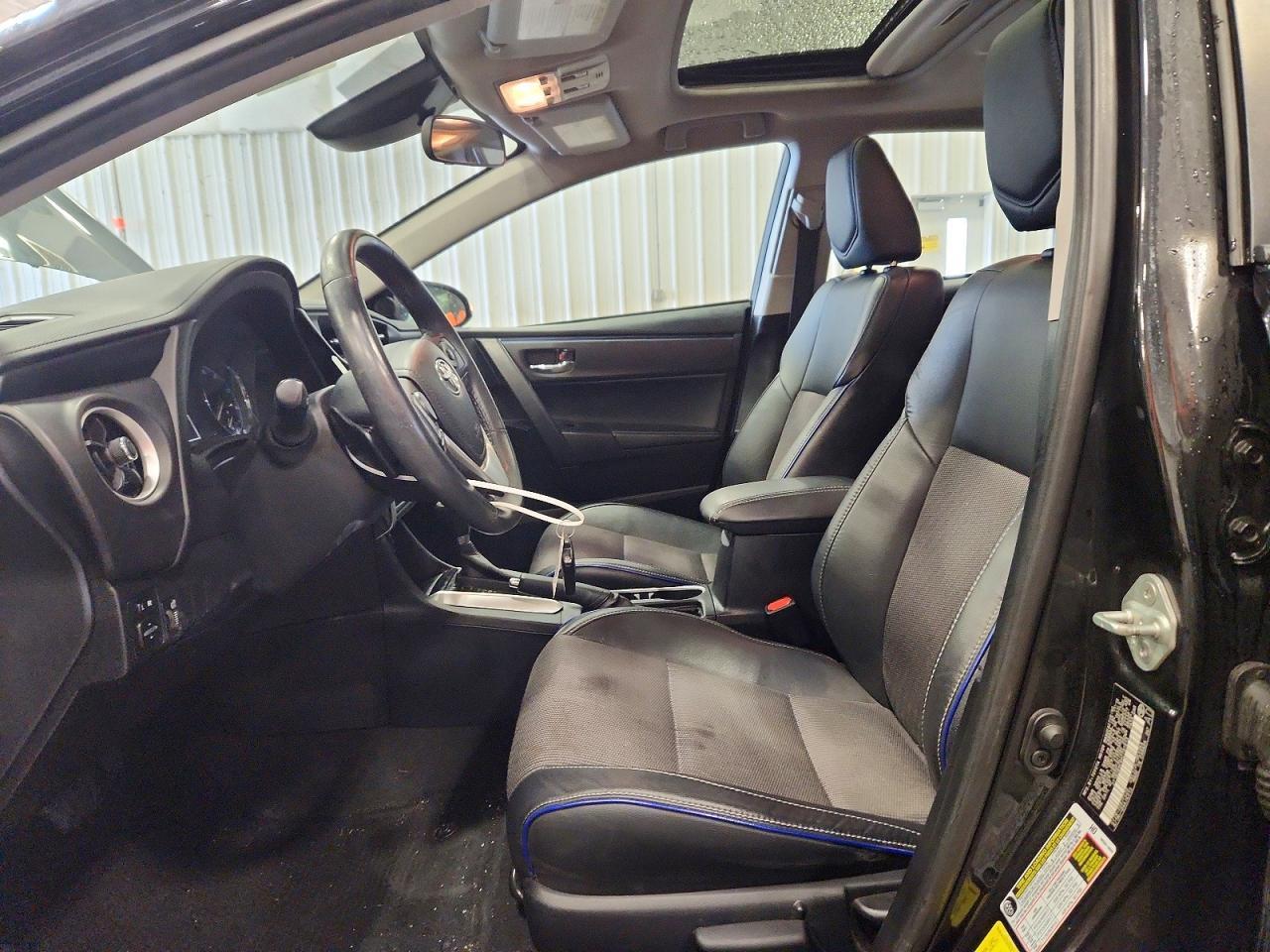 2017 TOYOTA COROLLA