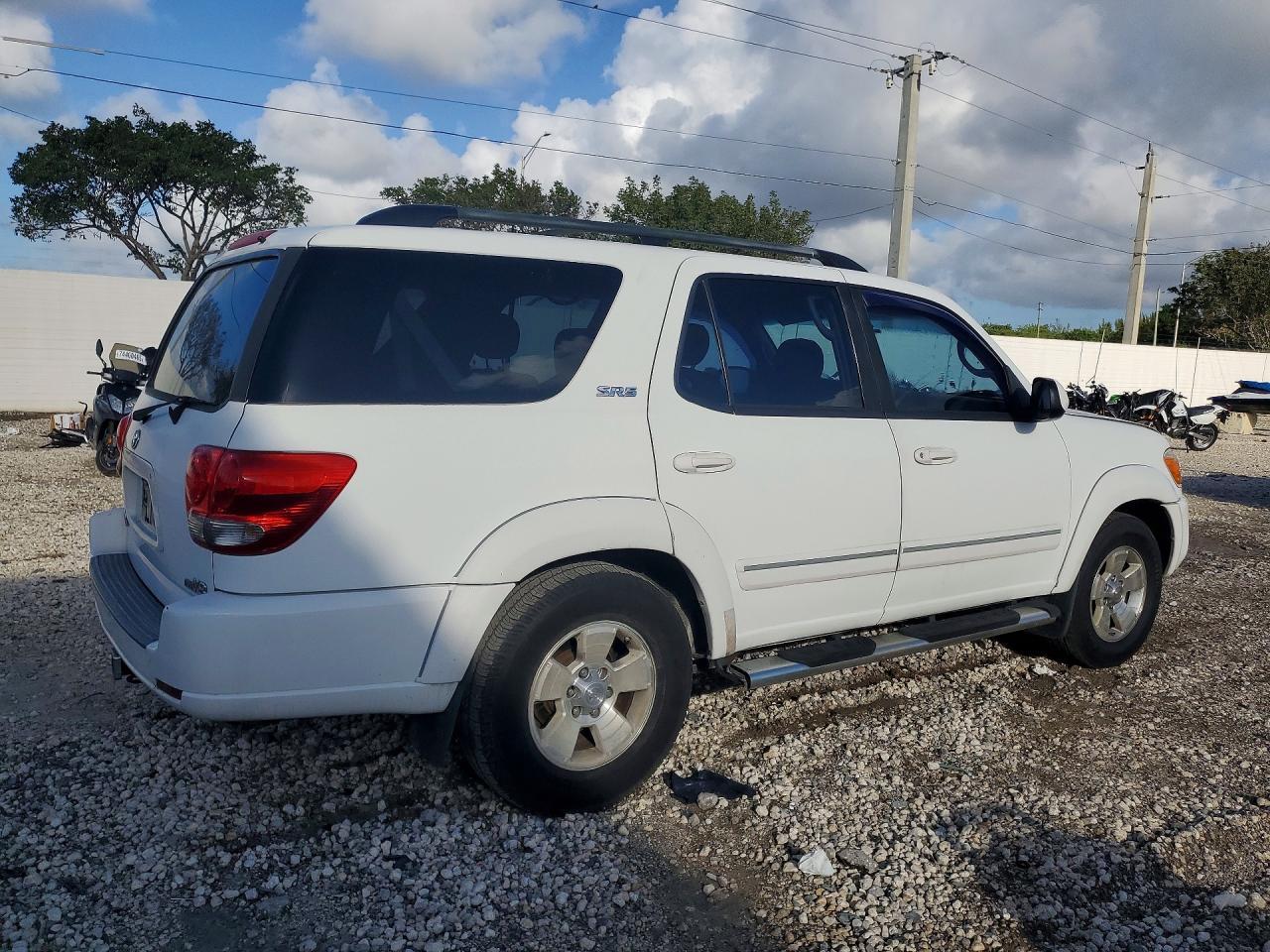 2006 TOYOTA Sequoia