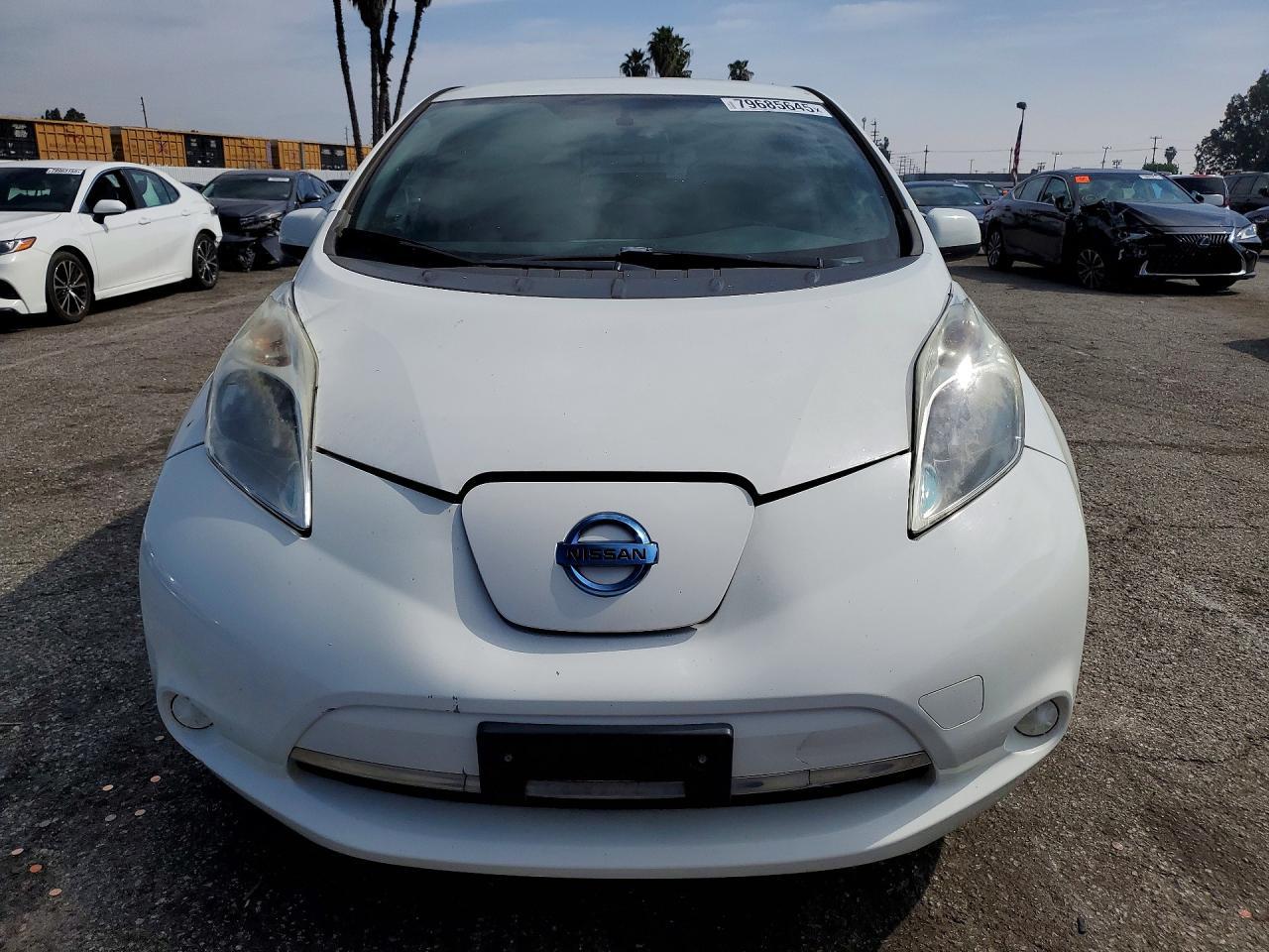 2013 NISSAN LEAF