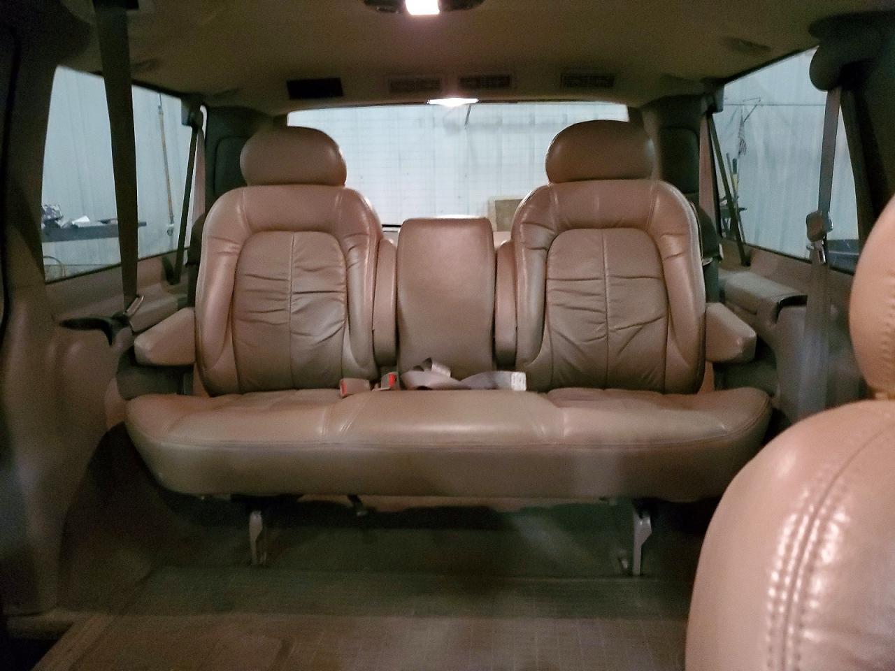 2003 GMC SAFARI