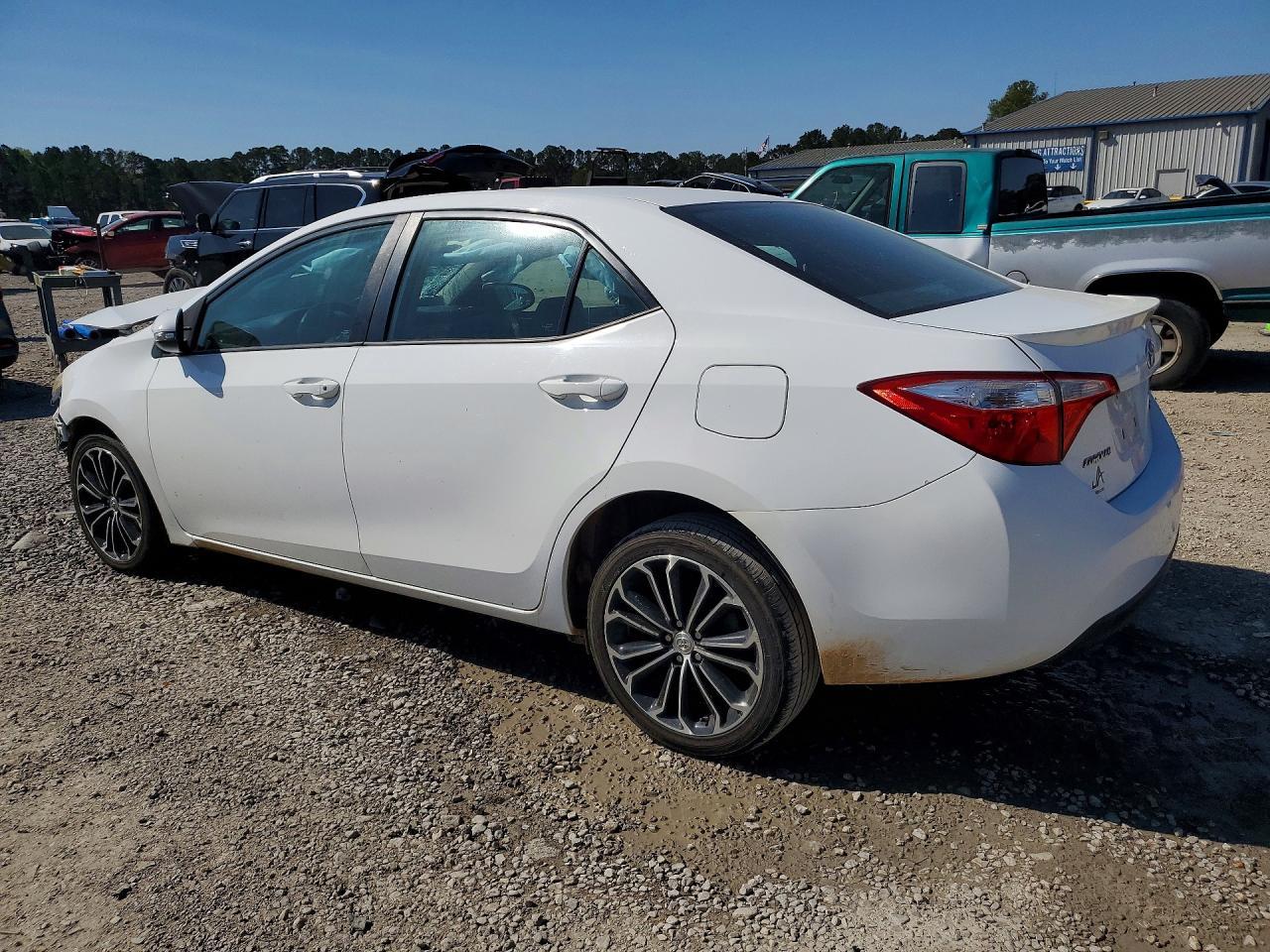 2016 TOYOTA COROLLA