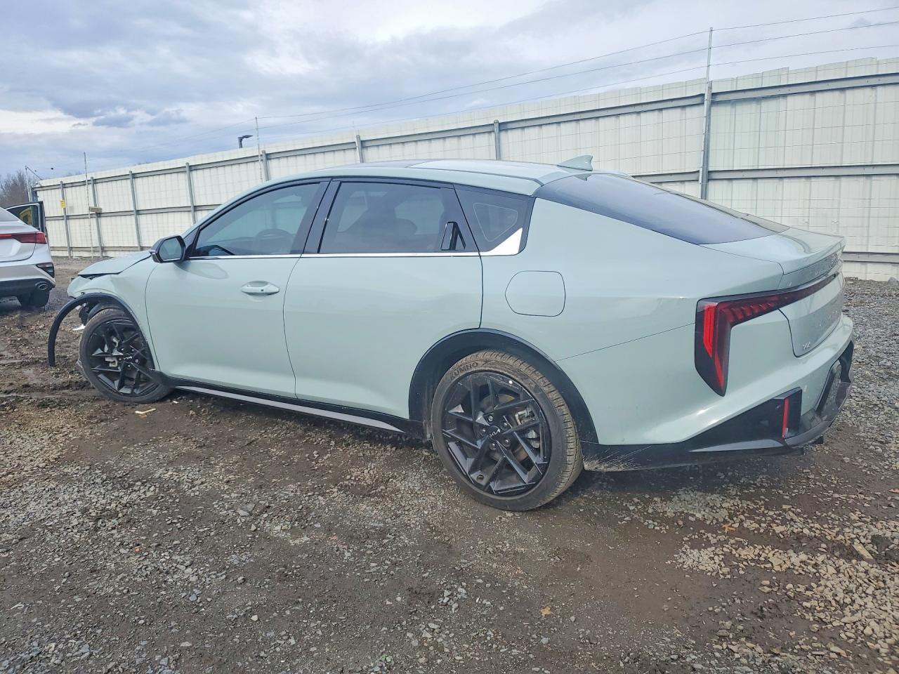 2025 KIA K4